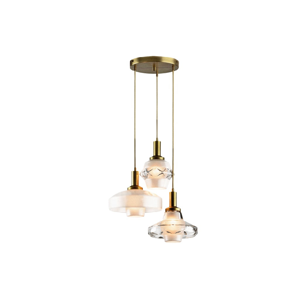 Kroonluchter met drie glazen lampen in moderne stijl